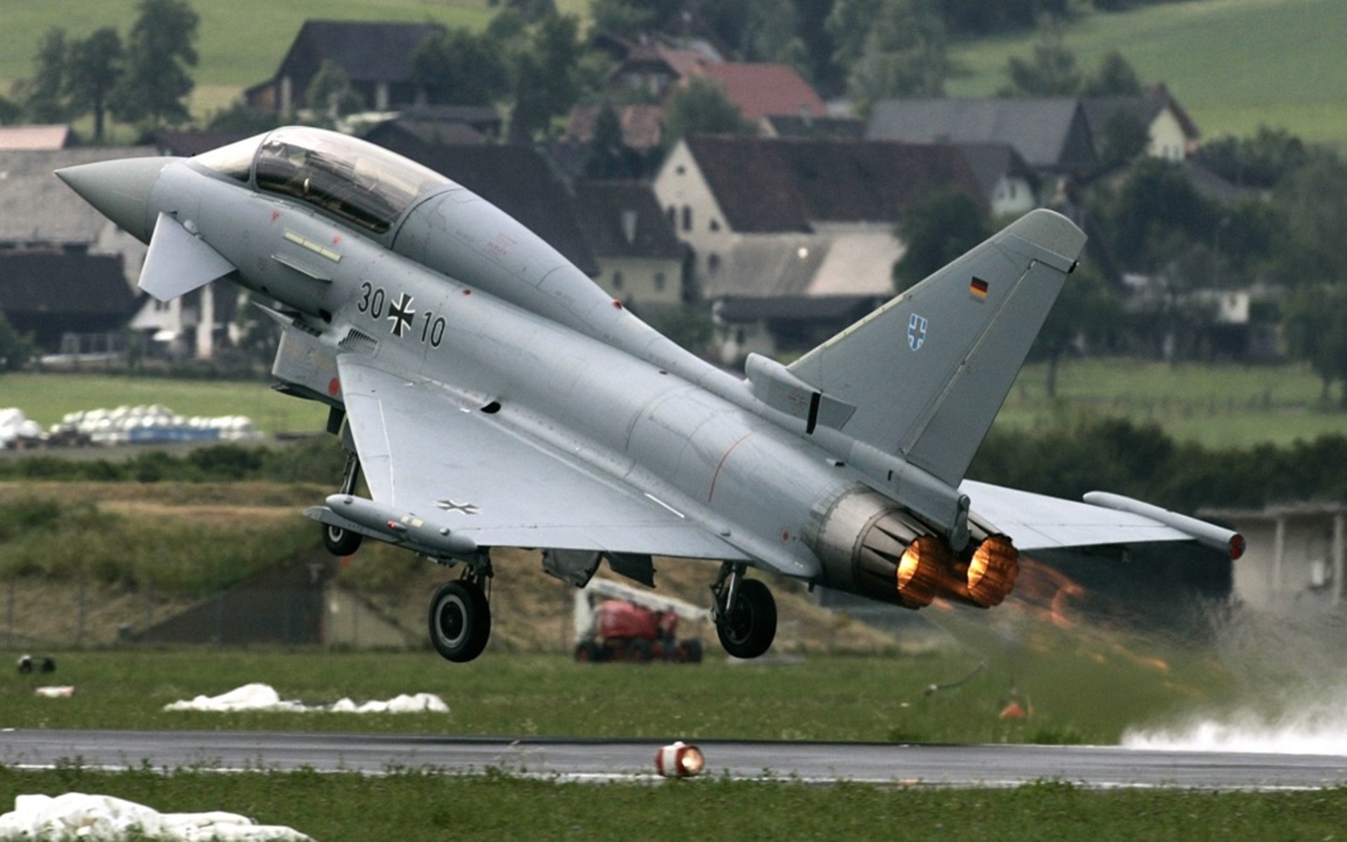 开云官网-纽卡斯尔联客场0-1惜败狼队，防守端表现稳健，纽卡斯尔联队怎么样