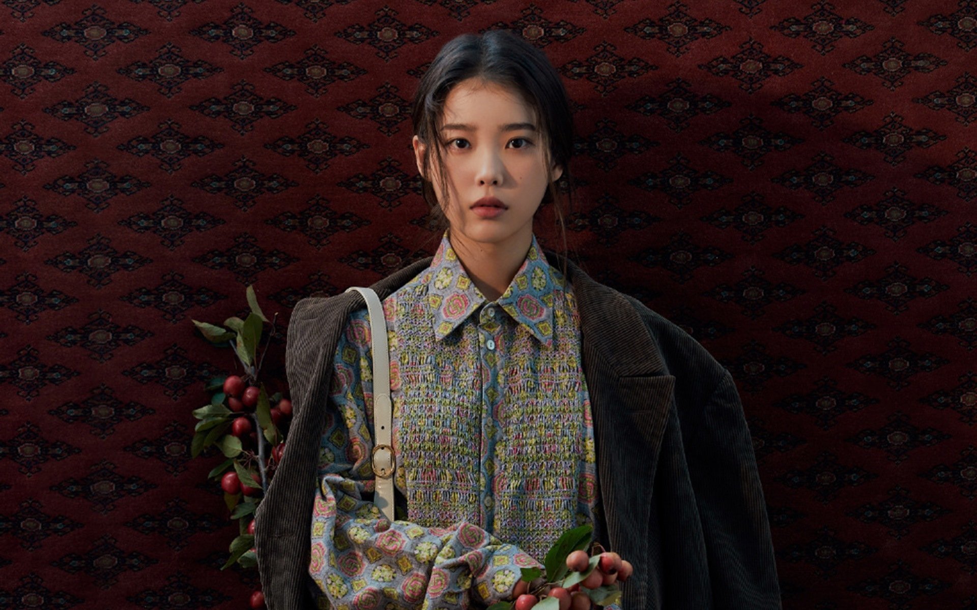 高校篮球推动裁判执法水平提升比赛公平性,大学篮球赛裁判需要注意什么